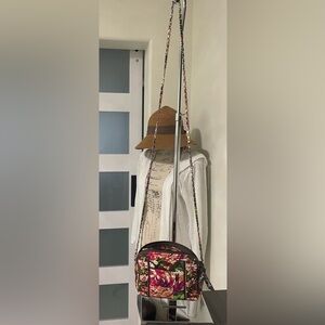 👜 Vera Bradley Floral Bag great condition